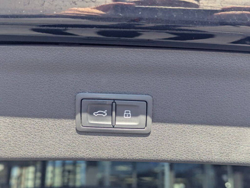 2016 Audi Q3 2.0T quattro Premium Plus