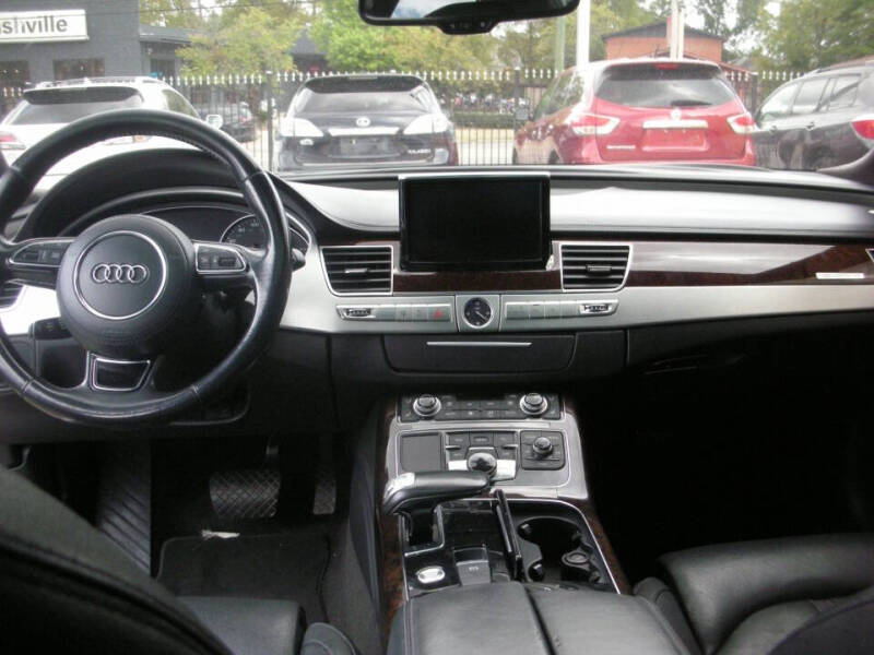 2012 Audi A8 quattro