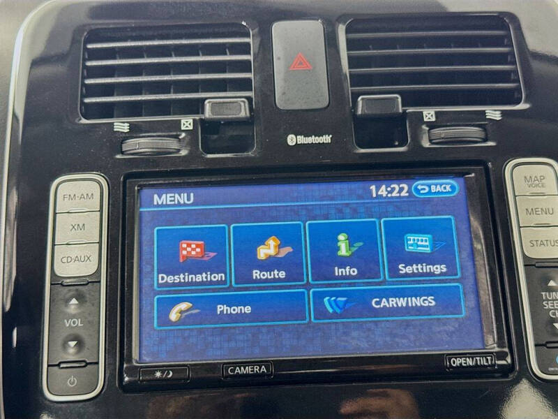 2014 Nissan LEAF SL