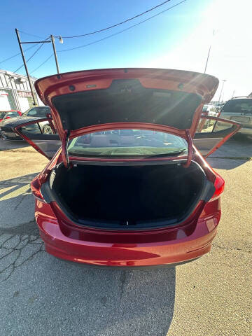 2017 Hyundai Elantra SE