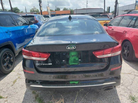2019 Kia Optima LX