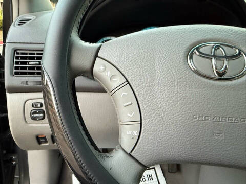 2004 Toyota Sienna XLE 7 Passenger