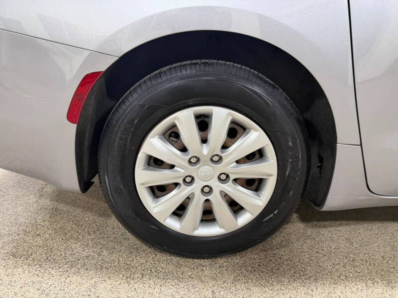 2021 Chrysler Voyager L