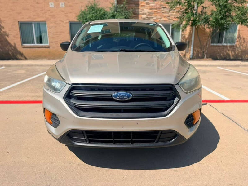 2017 Ford Escape S