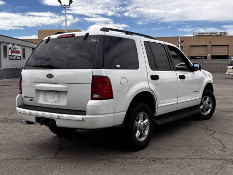 2004 Ford Explorer XLT