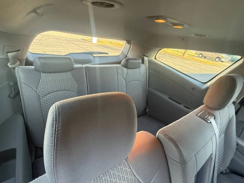 2012 Chevrolet Traverse LS