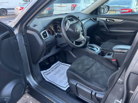 2015 Nissan Rogue SV