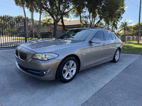 2012 BMW 5 Series 528i