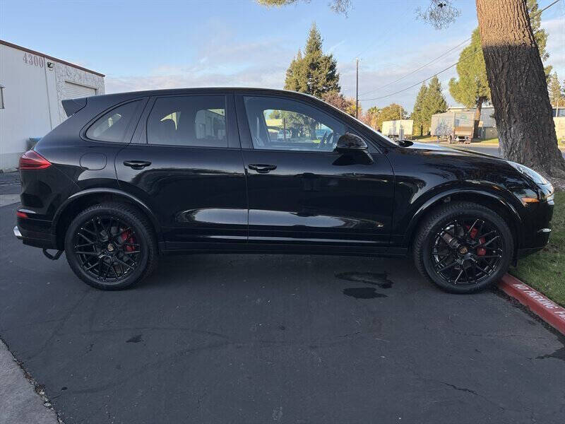 2017 Porsche Cayenne