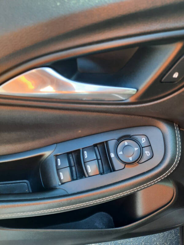 2020 Buick Encore GX Select
