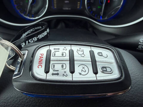 2020 Chrysler Pacifica Touring L
