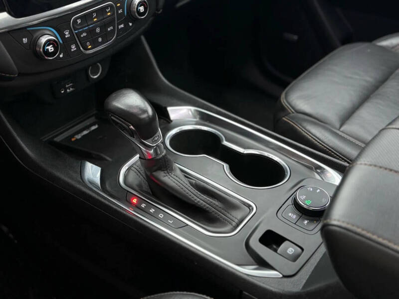 2021 Chevrolet Traverse Premier