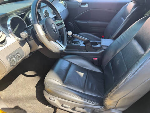 2006 Ford Mustang V6 Premium