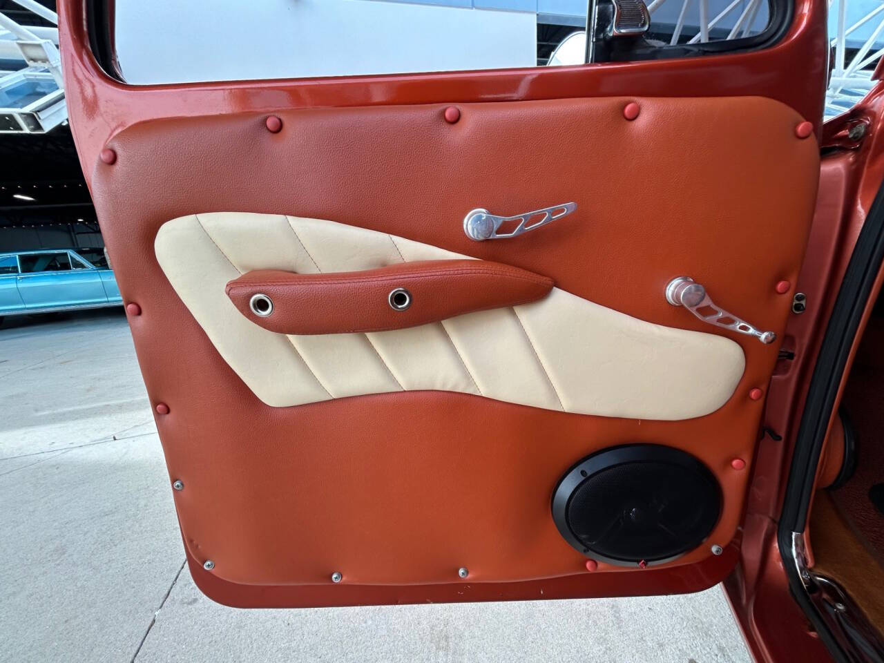 1965 Chevrolet C/K 20 Series 21
