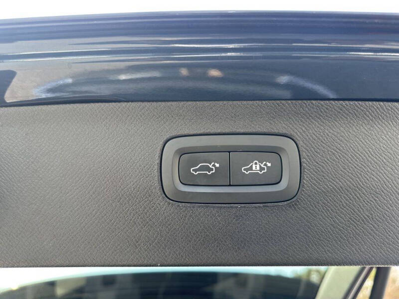 2024 Volvo XC90 B6 Plus Bright Theme 7P