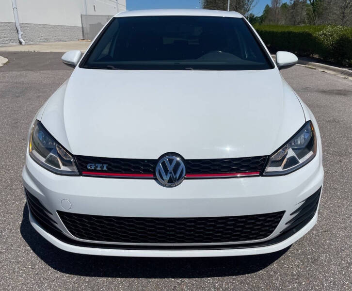 2017 Volkswagen Golf GTI S