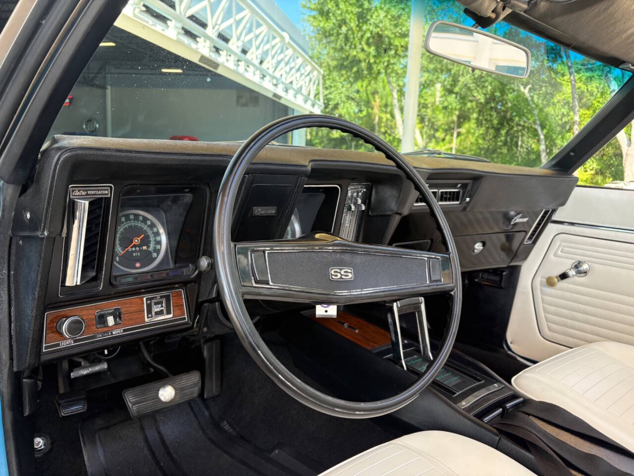 1969 Chevrolet Camaro 31
