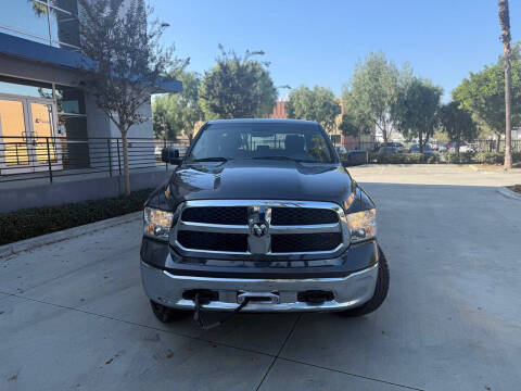 2016 RAM 1500 SLT