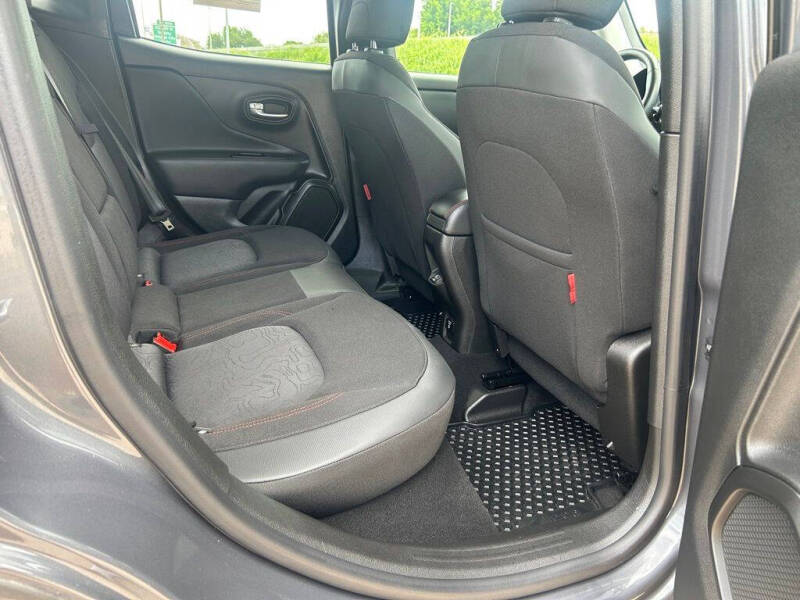 2022 Jeep Renegade Trailhawk