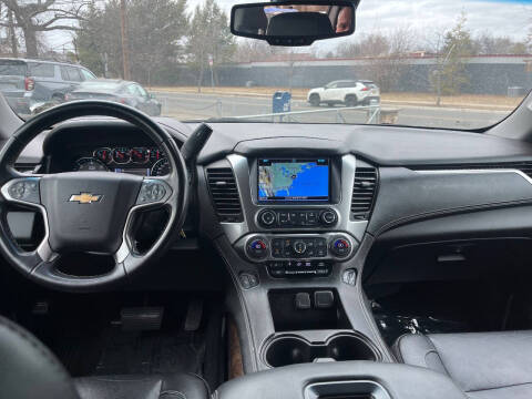2019 Chevrolet Suburban LT