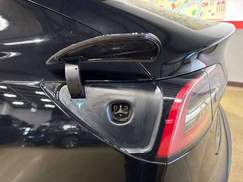 2018 Tesla Model 3 Performance