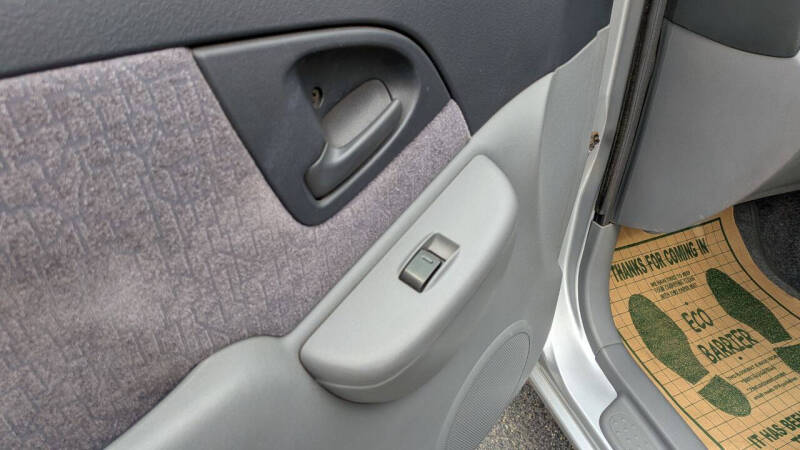 2000 Toyota Funcargo Yaris