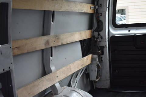 2017 GMC Savana 2500