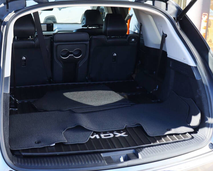 2023 Acura MDX w/Tech