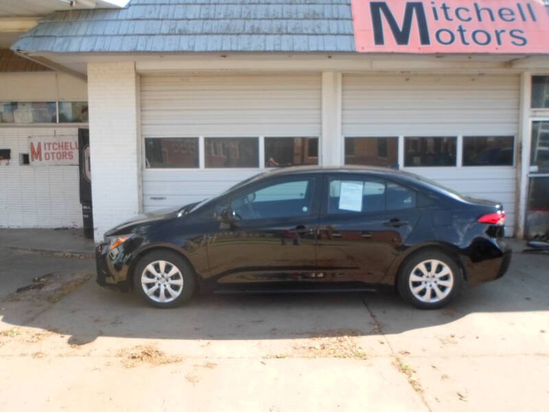 2024 Toyota Corolla LE's photo