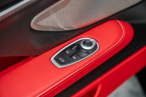 2025 Aston Martin Vanquish