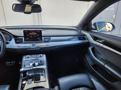 2013 Audi S8 4.0T quattro