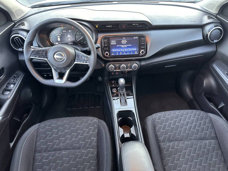 2023 Nissan Kicks SV