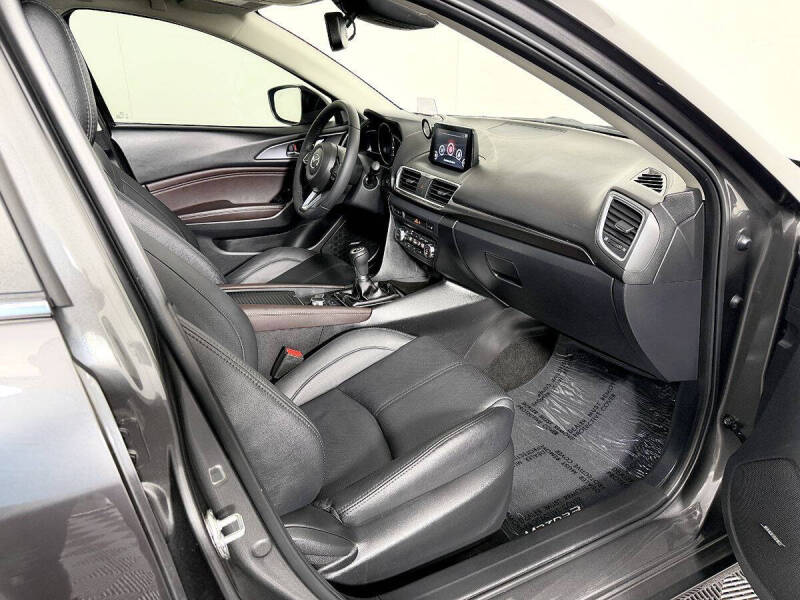 2018 Mazda MAZDA3 Grand Touring