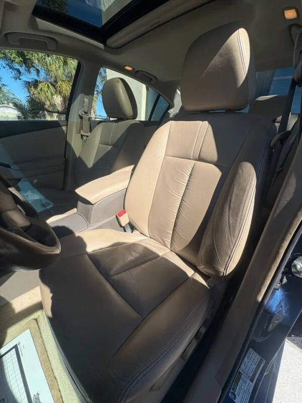 2011 Nissan Altima 3.5 SR