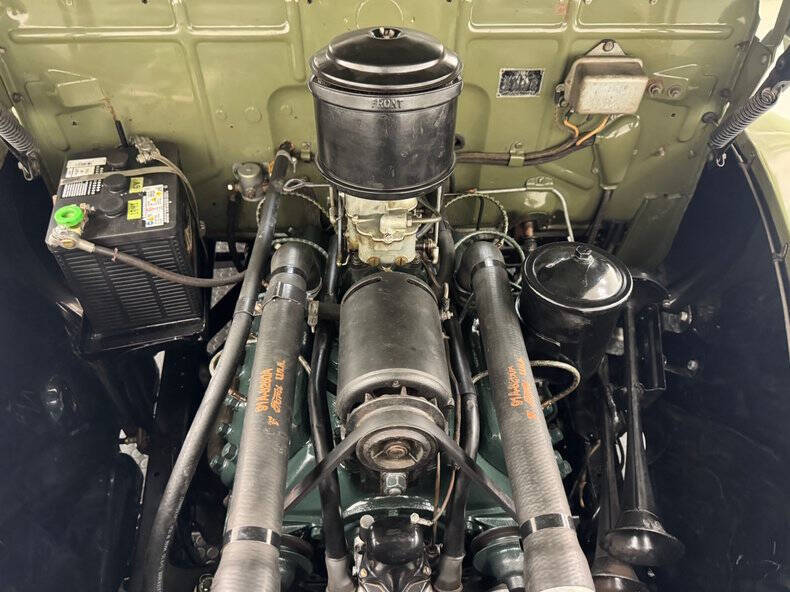 1941 Ford Super Deluxe