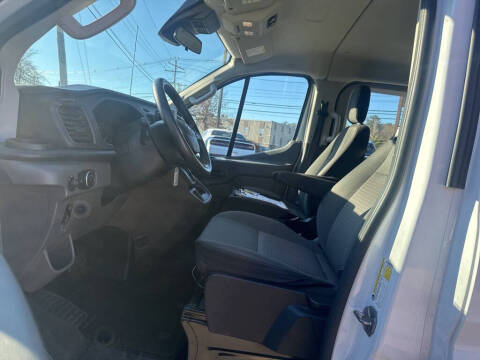 2021 Ford Transit 350 XLT