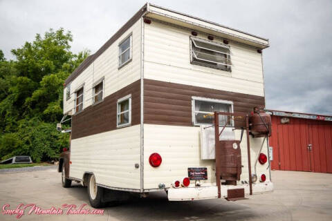 1951 International L-130