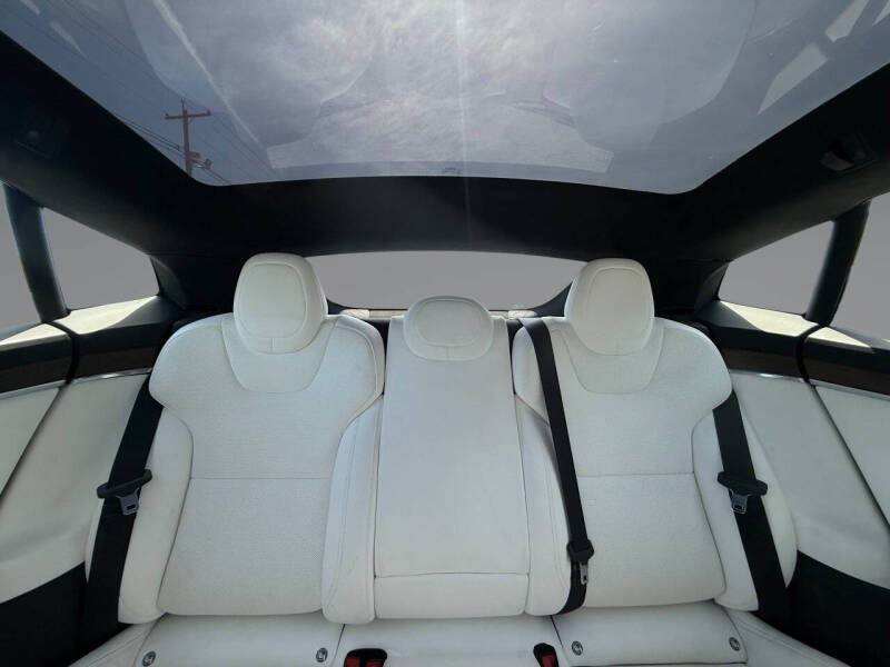 2022 Tesla Model S