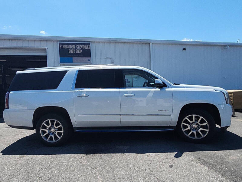 2017 GMC Yukon XL Denali