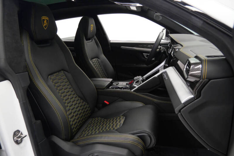 2021 Lamborghini Urus