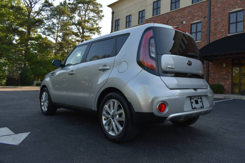 2017 Kia Soul +