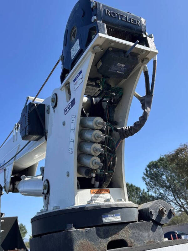 2022 Chevrolet Silverado 5500HD