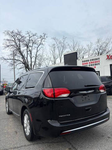 2019 Chrysler Pacifica Touring L
