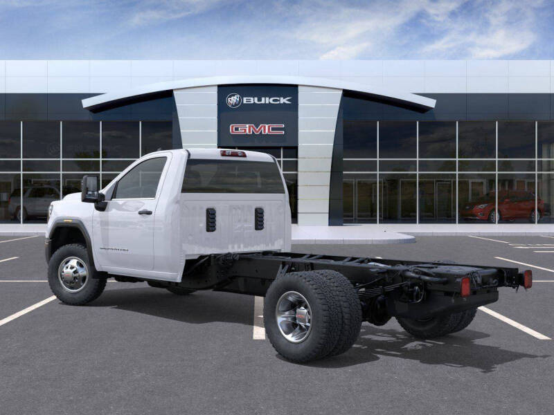 2026 GMC Sierra 3500HD CC