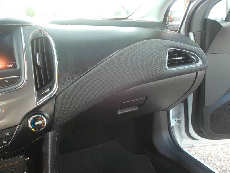 2019 Chevrolet Cruze LS