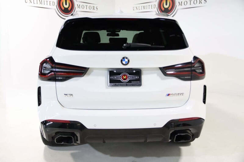 2023 BMW X3 M40i