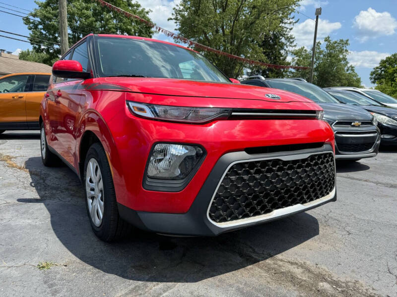 2021 Kia Soul LX photo 2