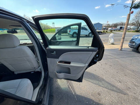 2009 Ford Taurus SEL