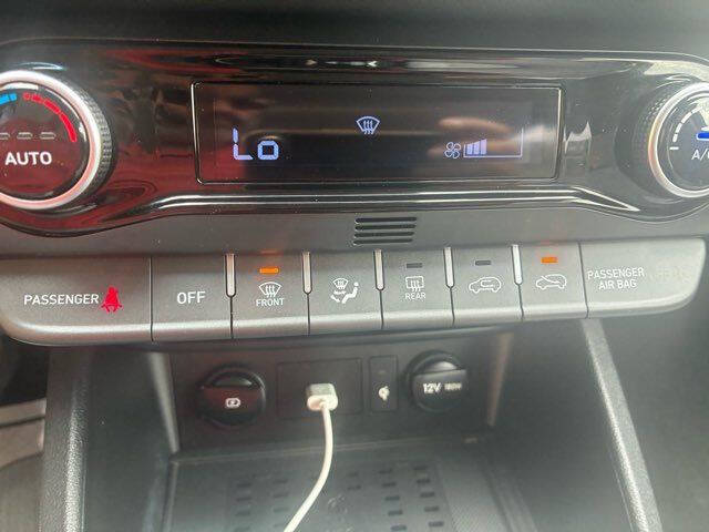 2022 Hyundai Kona SEL