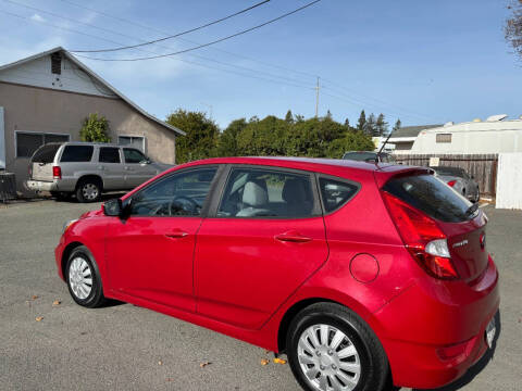 2017 Hyundai Accent SE